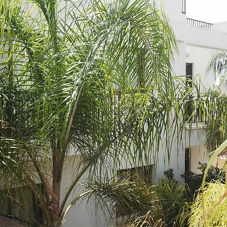 Otel Milounapa 2*