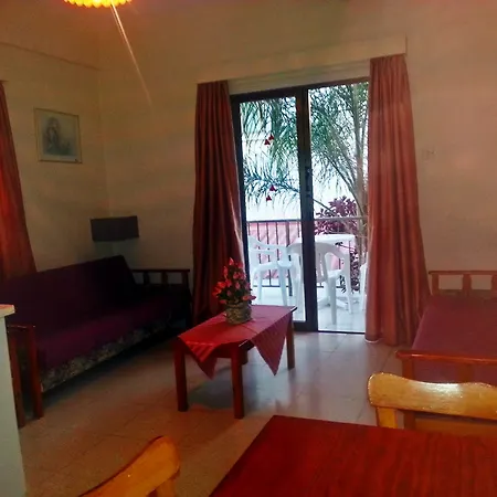 Milounapa Otel 2*